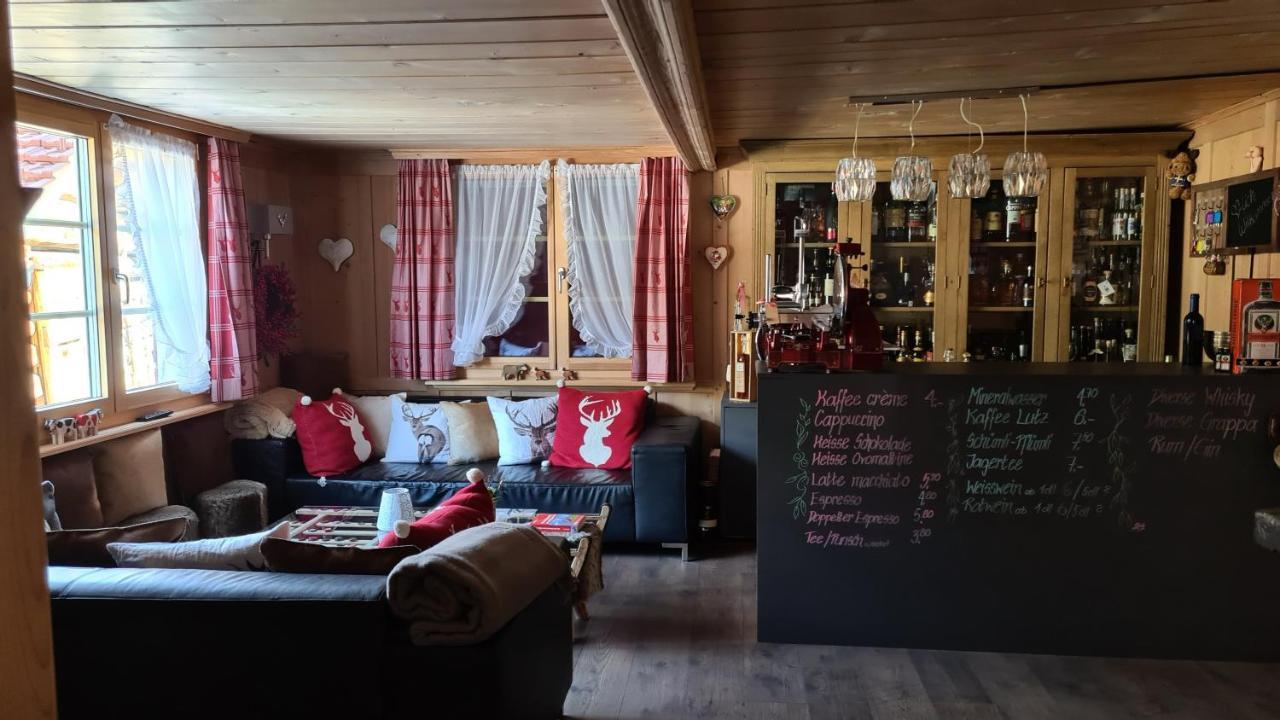 Chesa Prema Bed & Breakfast - Restaurant ดิเซนทิส ภายนอก รูปภาพ