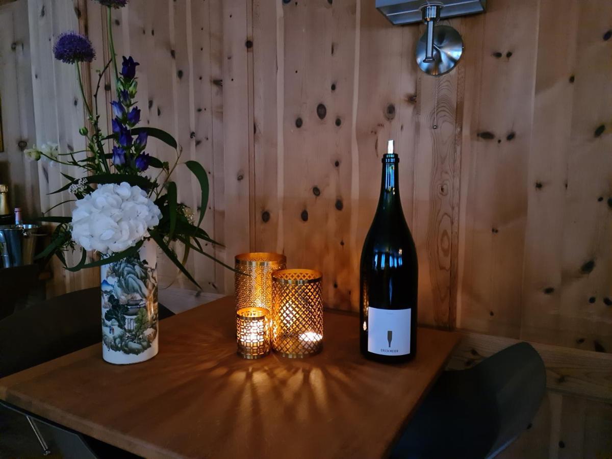 Chesa Prema Bed & Breakfast - Restaurant ดิเซนทิส ภายนอก รูปภาพ